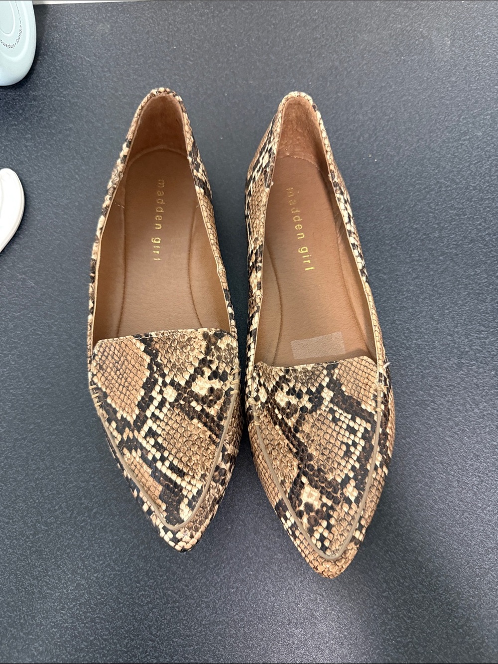 Steve Madden Snake-Print Pointed Loafers in Tan and Black